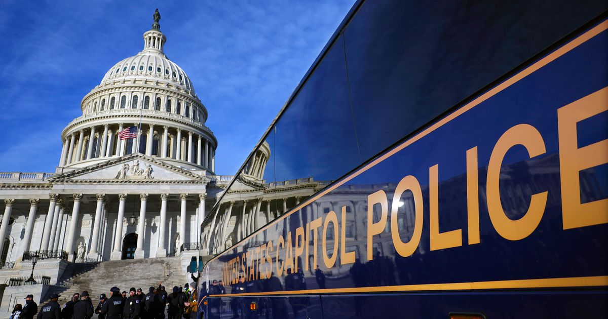 Feds: Capitol Police officer indicted on civil rights charge | The ...