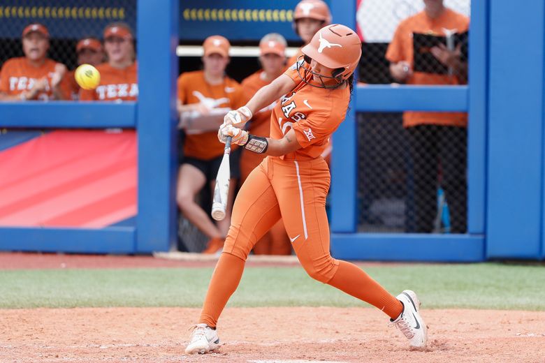 Scott 4 for 4 as Texas tops UCLA 7-2 in softball WS opener | The Seattle  Times