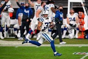 Colts' Khari Willis retiring from NFL at 26 to pursue ministry