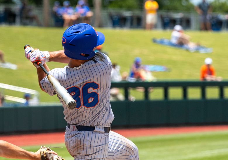 Gators Open Regional Play Against Central Michigan - Florida Gators