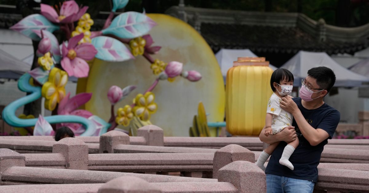 Shanghai’s landmark park revived as COVID restrictions ease Shanghai’s landmark park revived as COVID restrictions ease