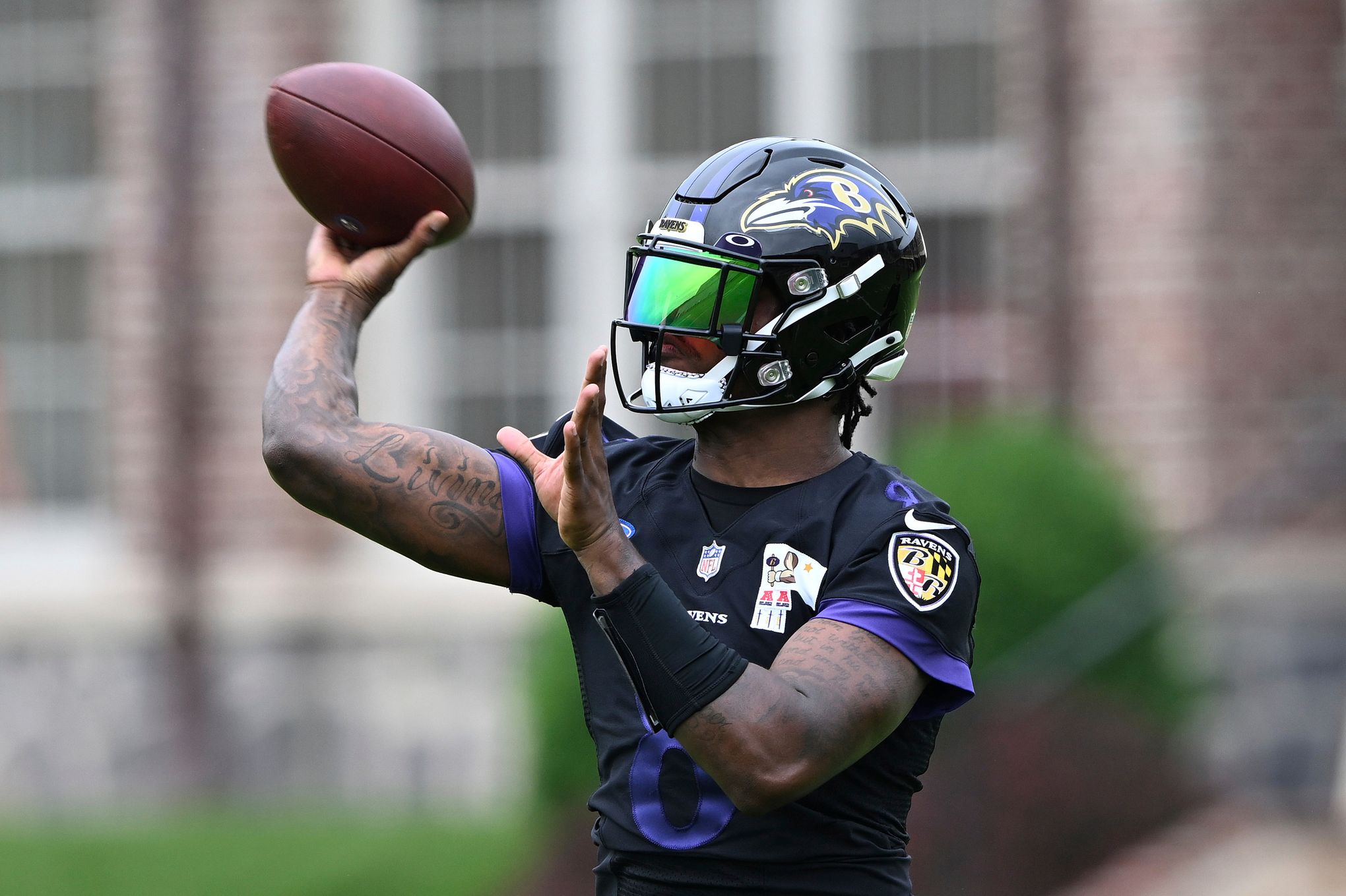 Baltimore Ravens wide receiver Rashod Bateman calls out general manager  Eric DeCosta on Twitter