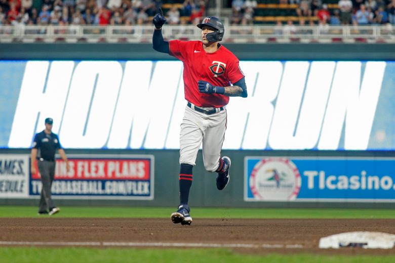 Carlos Correa Is Introduced by Minnesota Twins - The New York Times