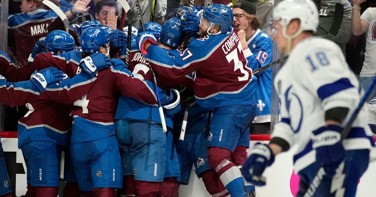 Lightning look like the upstarts in Game 1 loss to Avalanche The