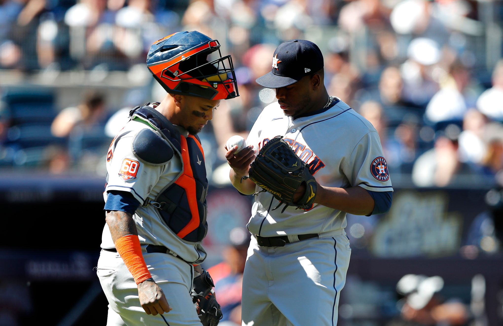 Javier, bullpen combine on no-hitter as Astros tie Series - ESPN