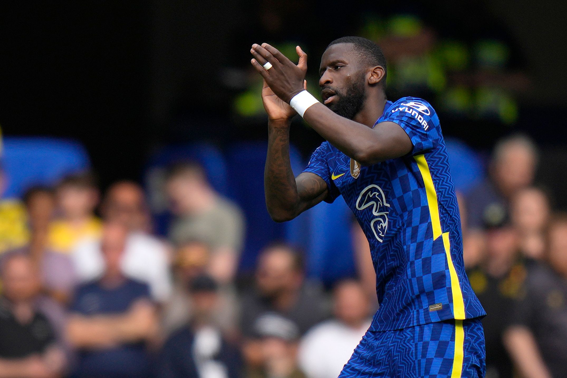 Madrid boosts defense by signing Rüdiger from Chelsea | The