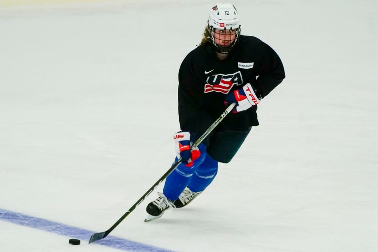 Some Top Women S Hockey Prospects Leave Home To Chase Goals The Seattle Times