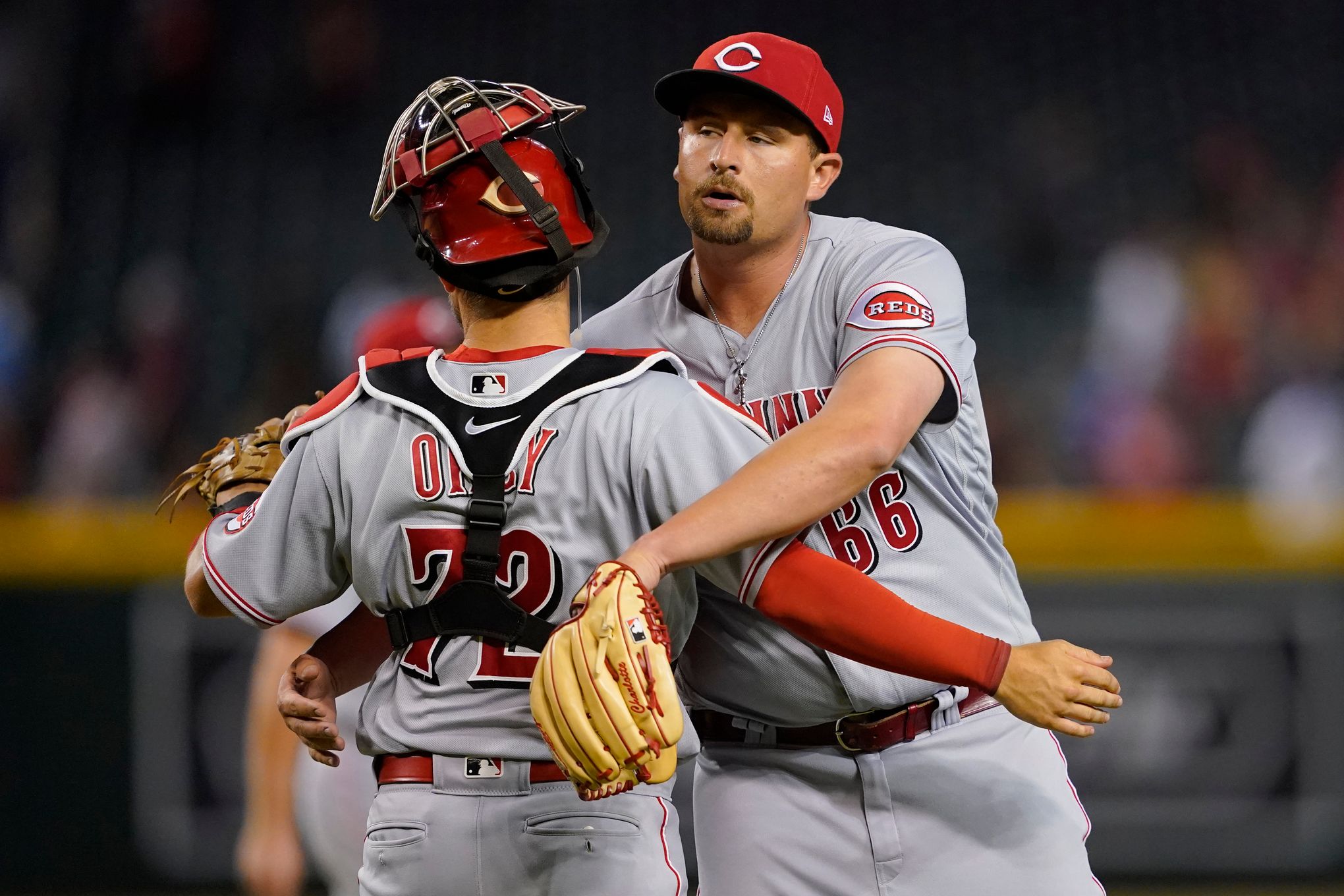 Red Sox get 3 HRs in 5-3 win; Reds set mark for hit batters