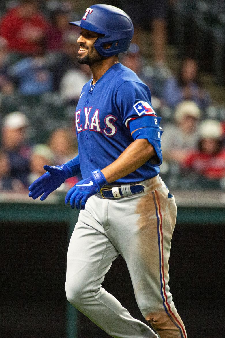 Which Guardians players have also played for Rangers? MLB