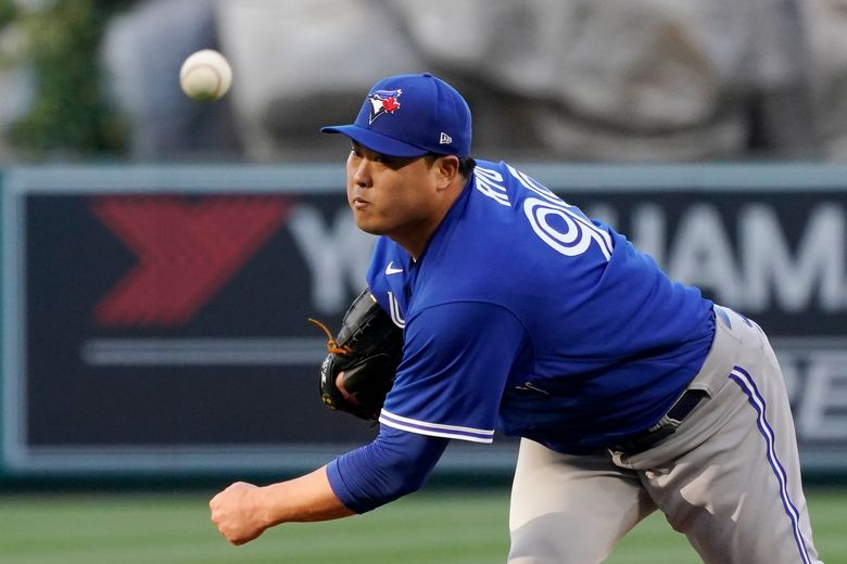Blue Jays LHP Ryu leaves after 4 innings with sore forearm