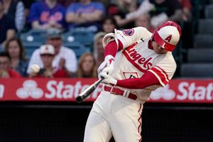 Walsh hits for cycle, Trout hits 2 HRs as Angels rout Mets - Seattle Sports