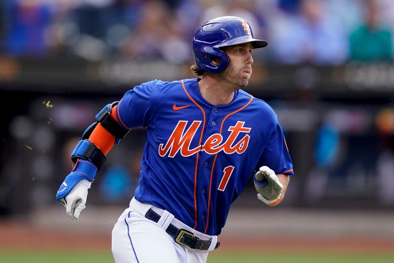 Mets' Jeff McNeil exits game vs Marlins with tight hamstring
