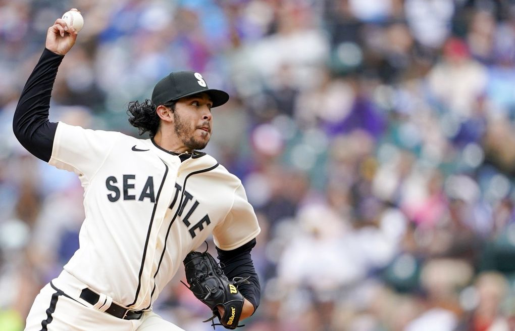 Hard-throwing reliever Andres Munoz working to return, has strong