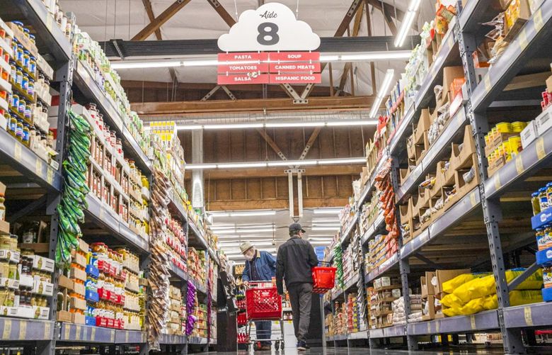 Shoppers inside a grocery store in San Francisco, California, U.S., on Monday, May 2, 2022. U.S. inflation-adjusted consumer spending rose in March despite intense price pressures, indicating households still have solid appetites and wherewithal for shopping. Photographer: David Paul Morris/Bloomberg 775807527