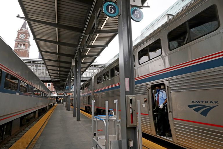 Amtrak’s long-distance Empire Builder train service to Chicago rolls into King Street Station