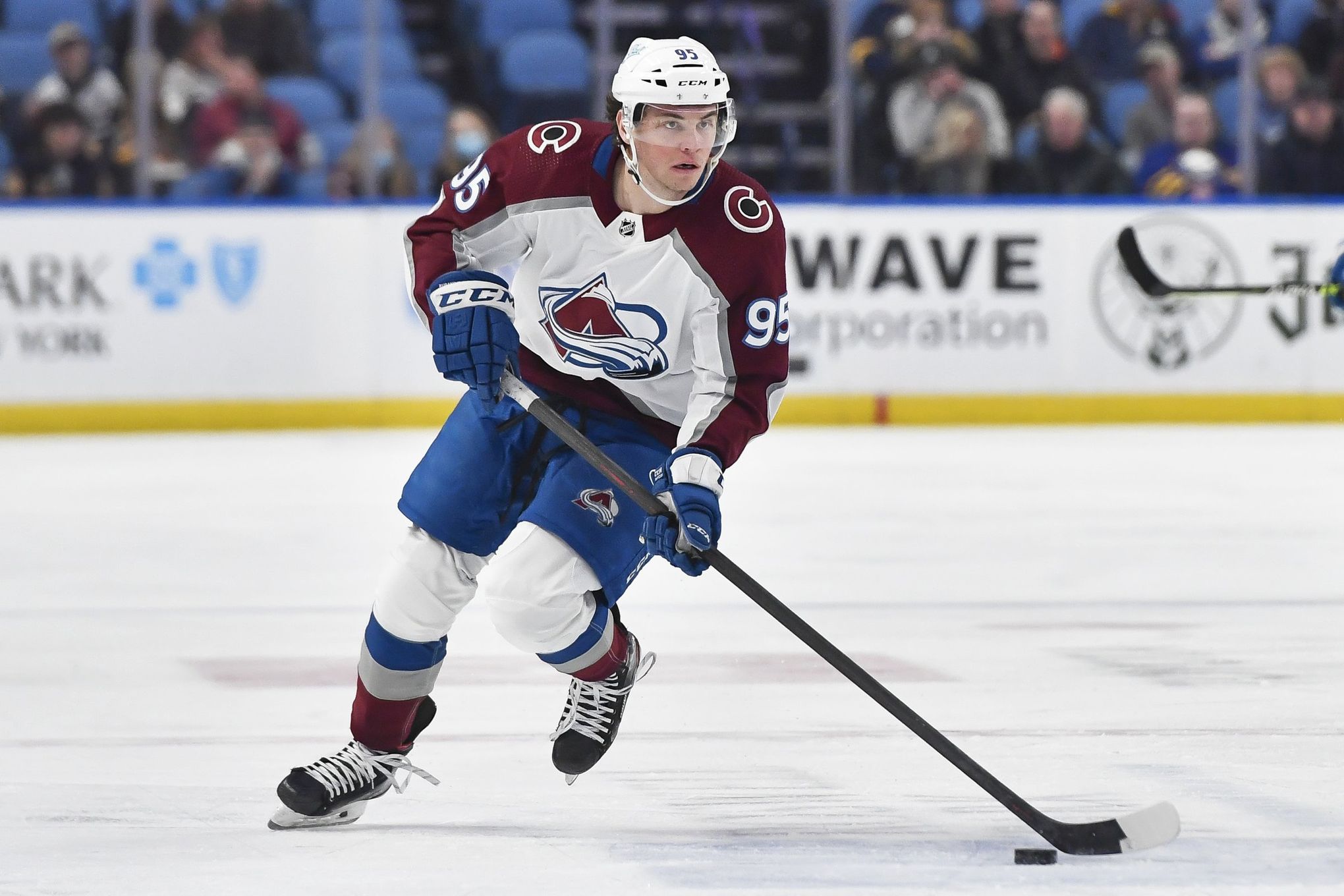 Re-Signing Andre Burakovsky Can Pay Big Dividends for Avalanche