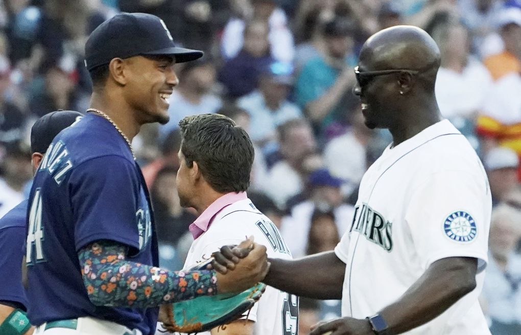 Julio Rodríguez injury update: Mariners All-Star misses another game with  wrist issue; IL stint possible 