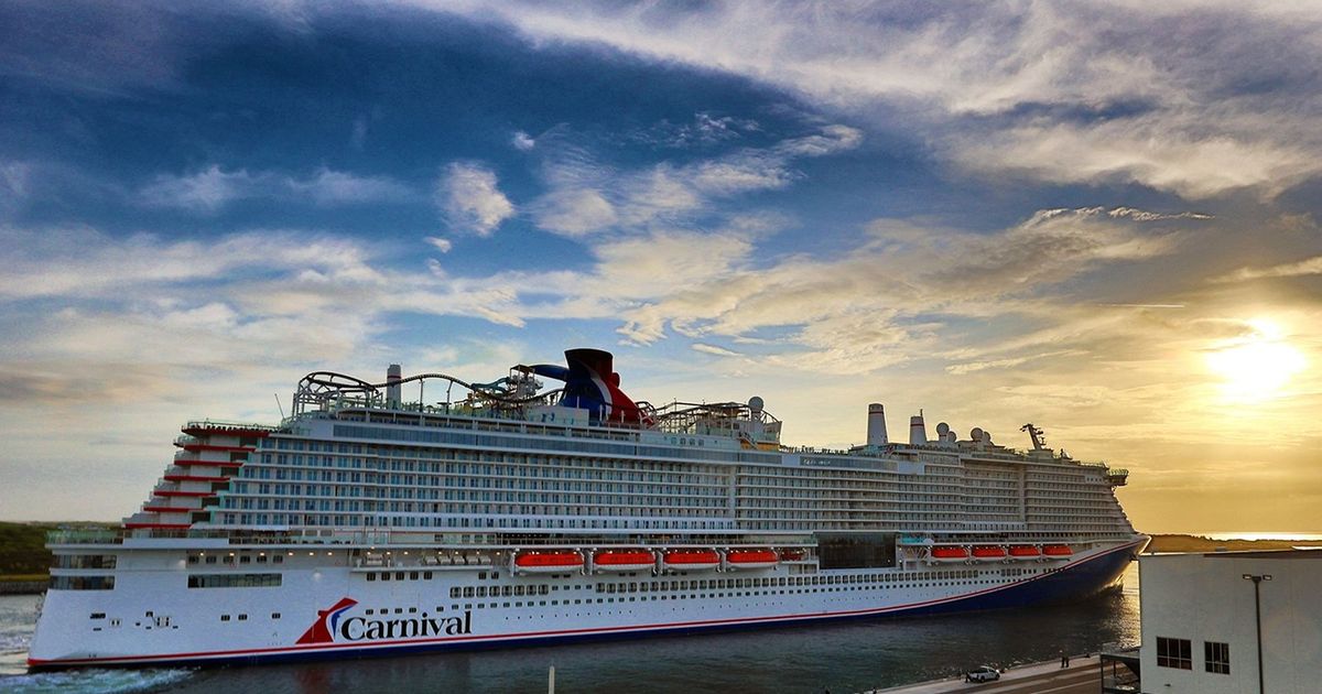 CDC shuts down its COVID-19 program for cruise ships CDC shuts down its COVID-19 program for cruise ships