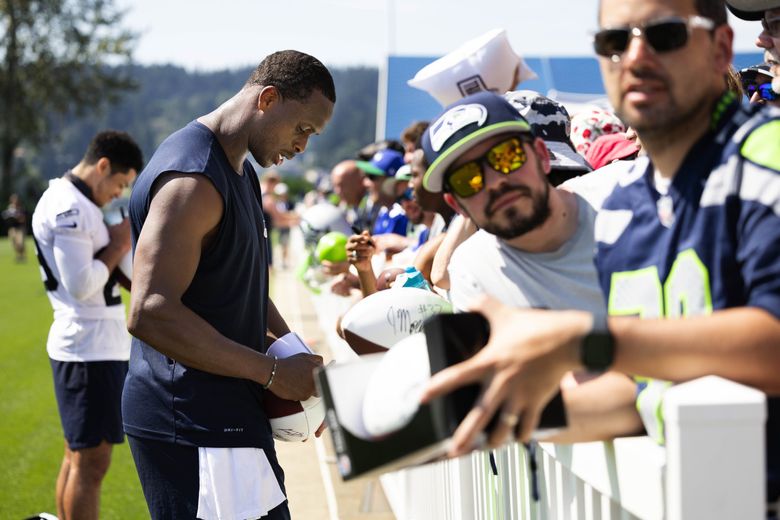 Photos: Seahawks first training camp practice for the 2022 season