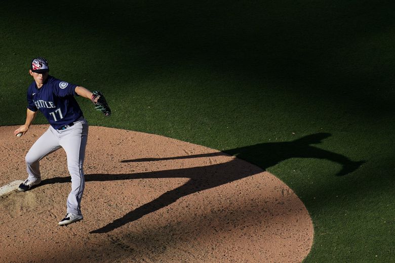 Flexen his muscles: Mariners starter Chris Flexen poised to build off big  2021 - The Athletic