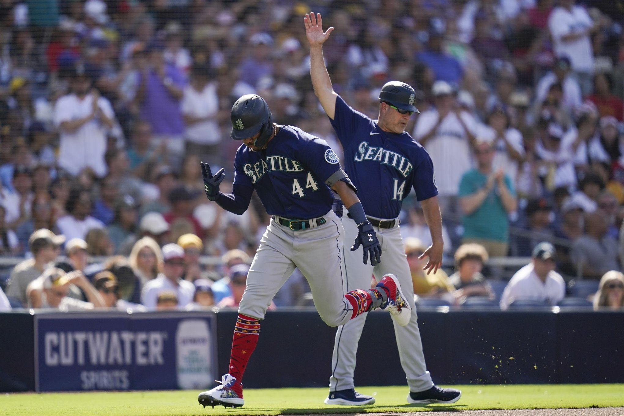 Sean Manaea throws complete game shutout vs. Mariners