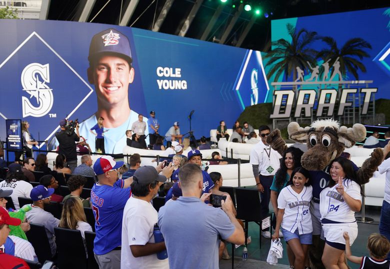 Mariners select high school shortstop Cole Young with No. 21 pick