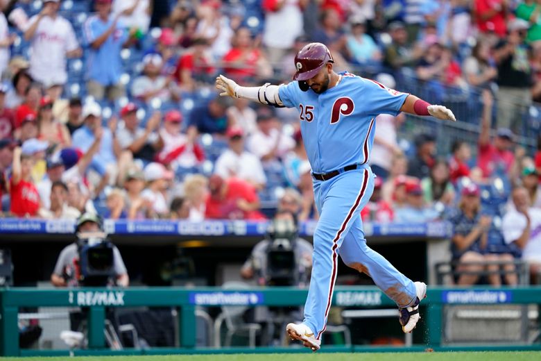 Phillies to wear special throwback uniforms for Game 5?