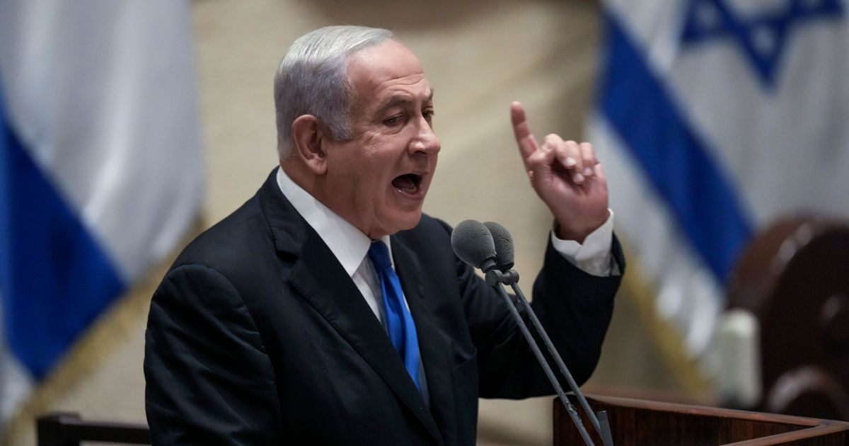 Key witness: Netanyahu received gifts from billionaires