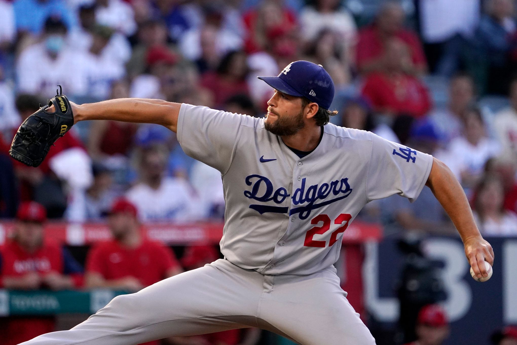 Clayton Kershaw on his Dodgers future: 'It just doesn't feel over