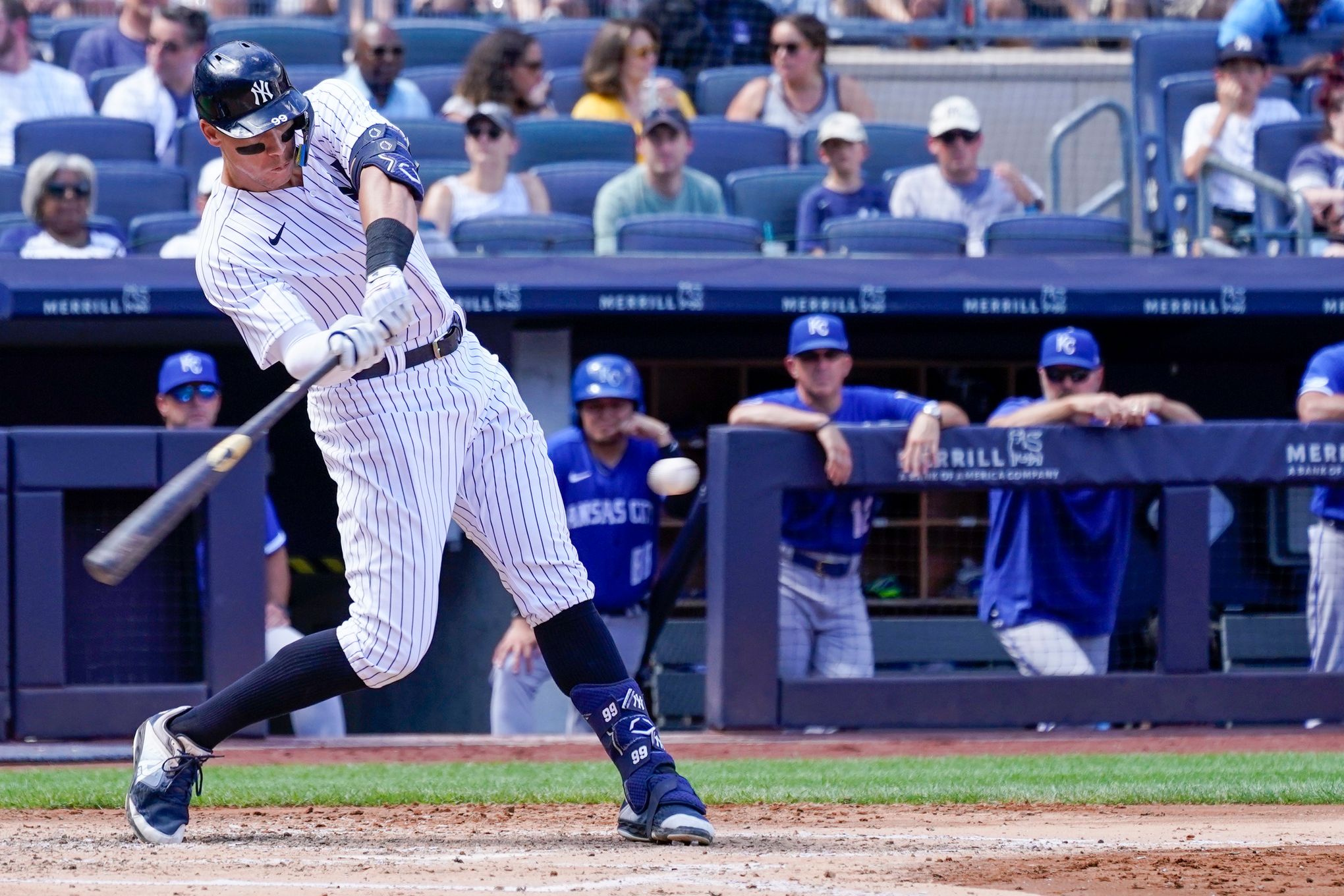 Aaron Judge sets record by being fastest to 70 career home runs