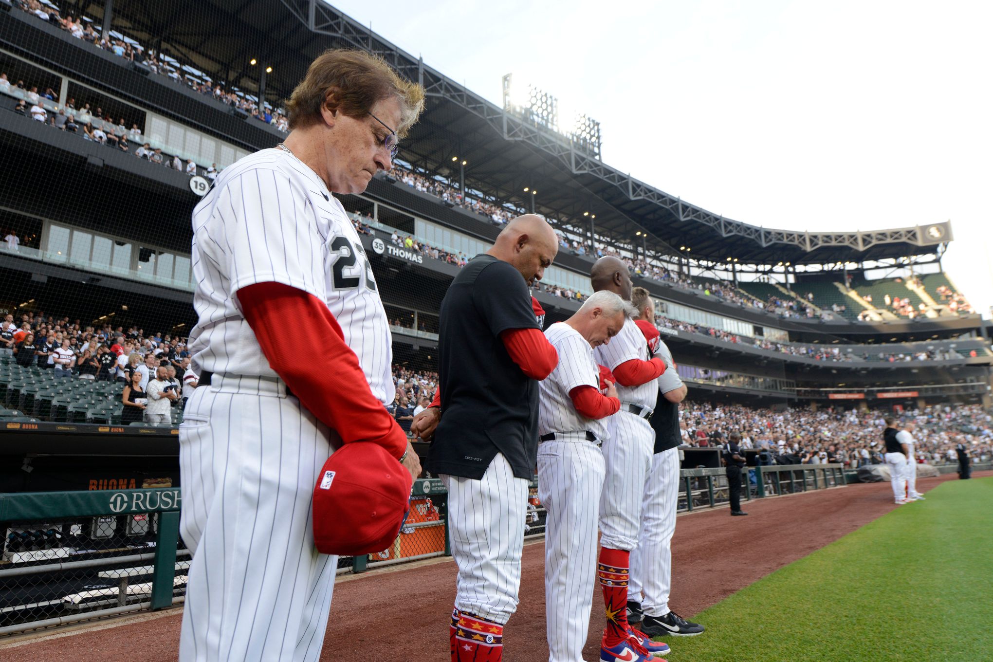 Tony La Russa addresses past comments against players kneeling - Sports  Illustrated