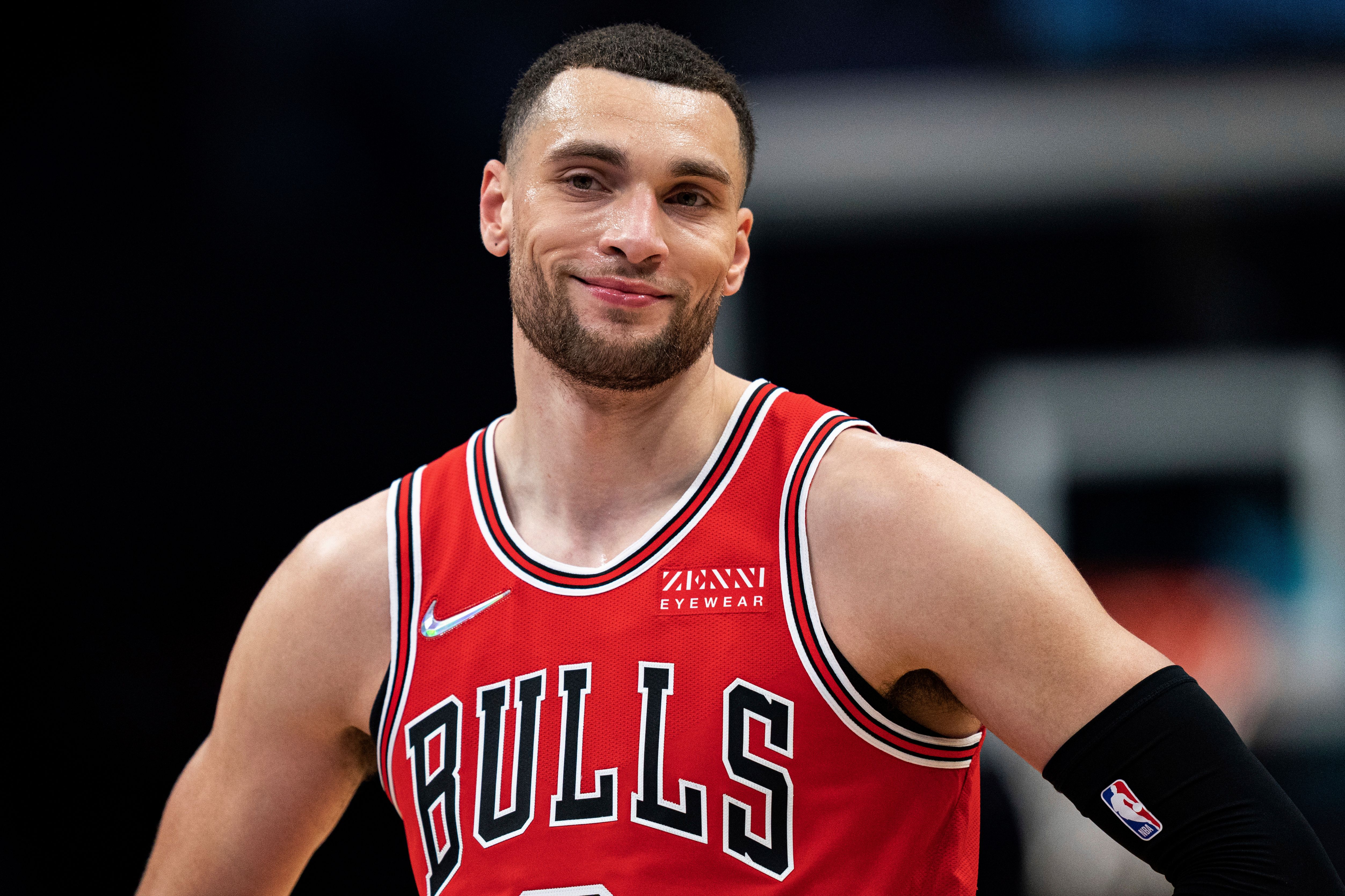 Zach lavine sleeved store jersey