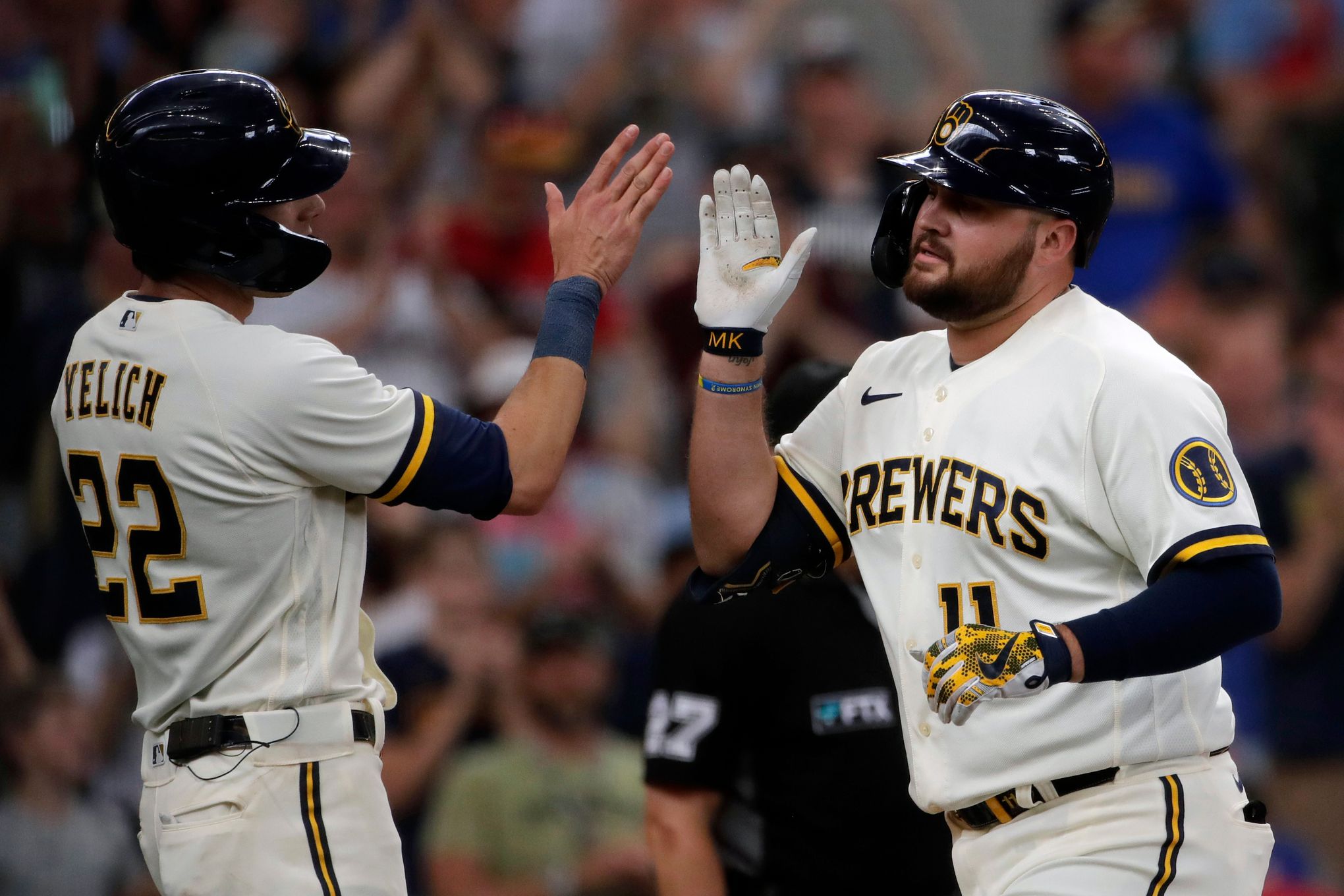 Tellez homers for 1st time in three months as Brewers beat Padres