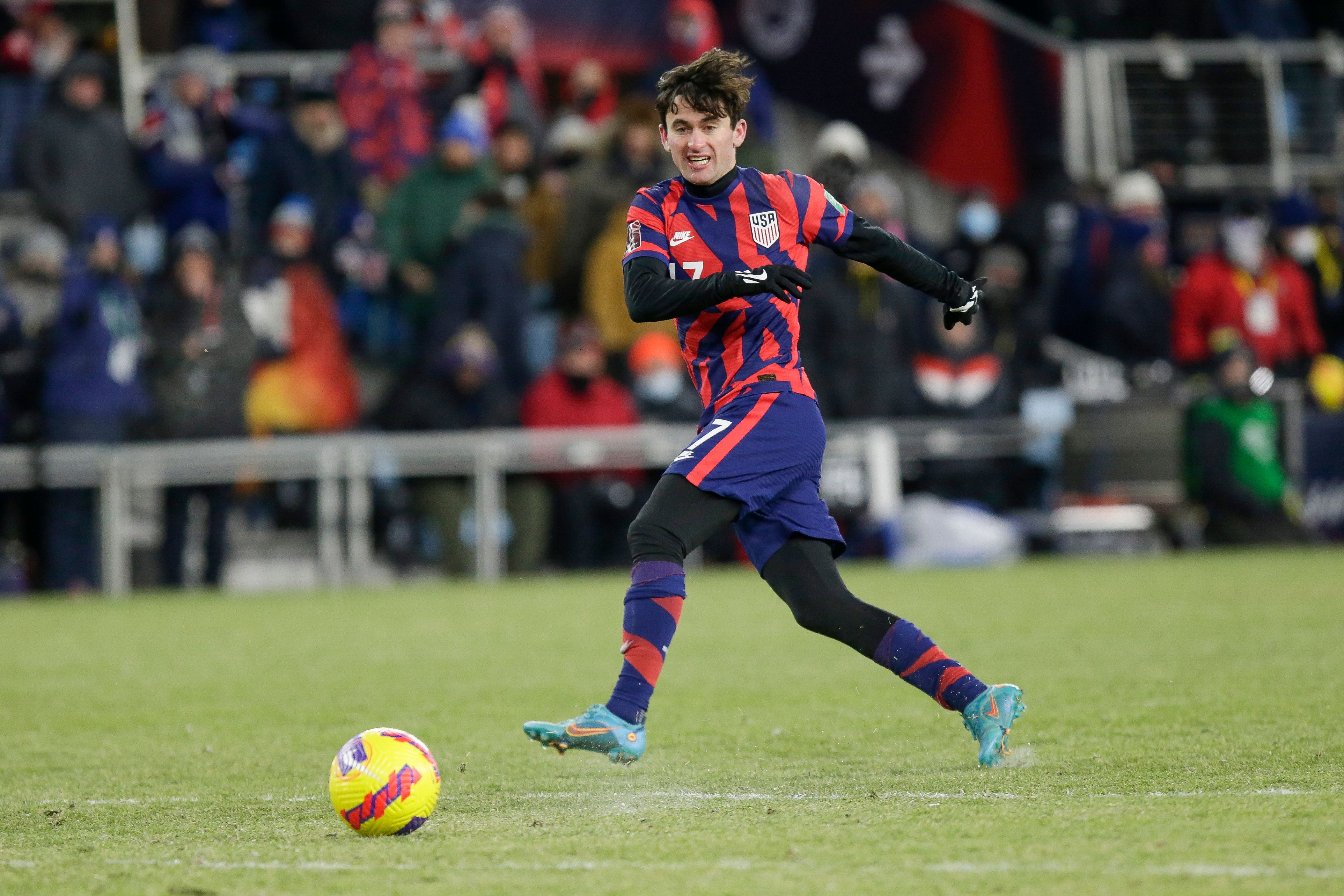 US midfielder Luca de la Torre joins Celta Vigo in Spain | The