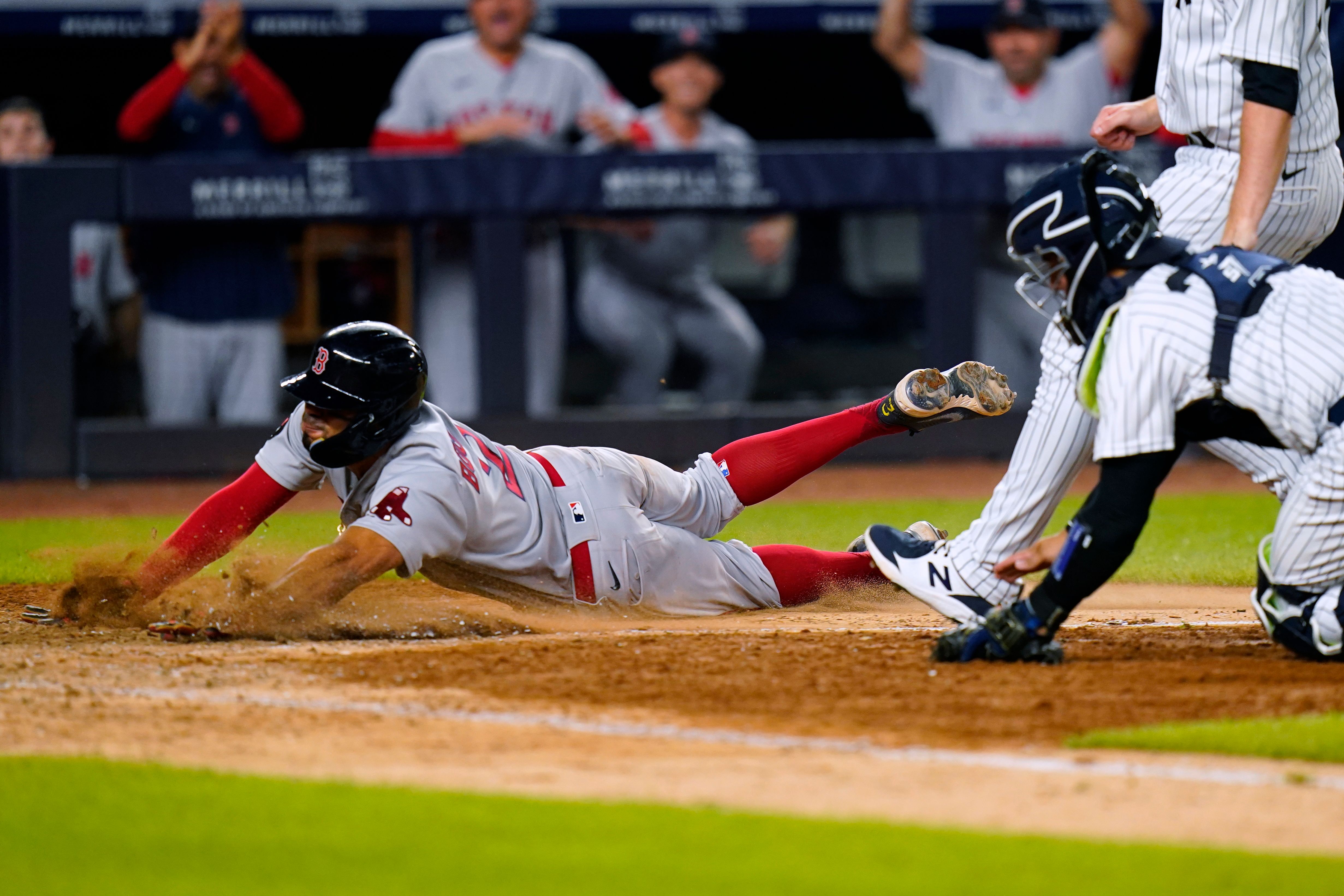 Bogaerts scores on wild pitch in 11th, Red Sox top Yanks 5-4 | The