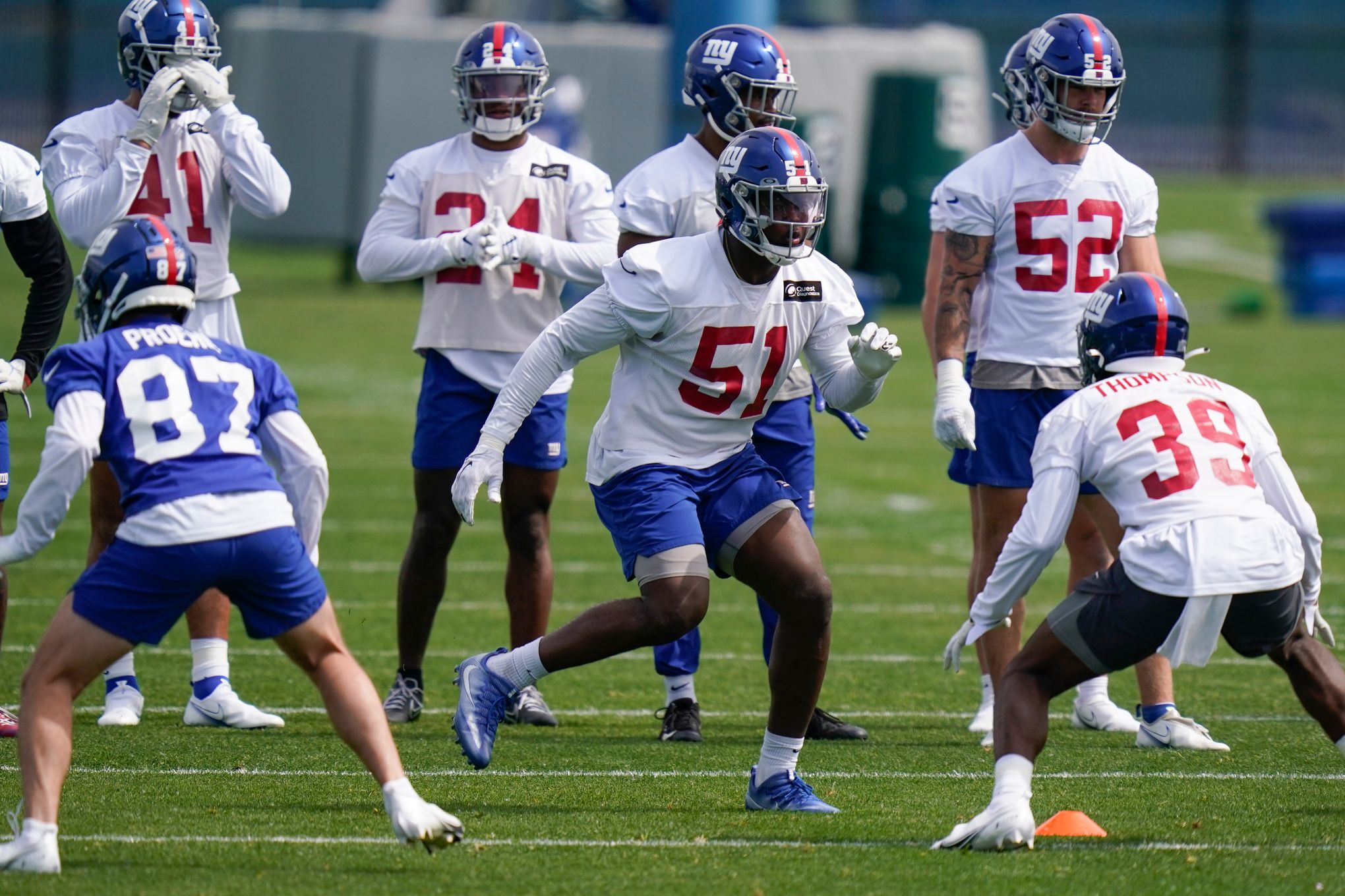 Giants place rookie TE Daniel Bellinger on PUP list