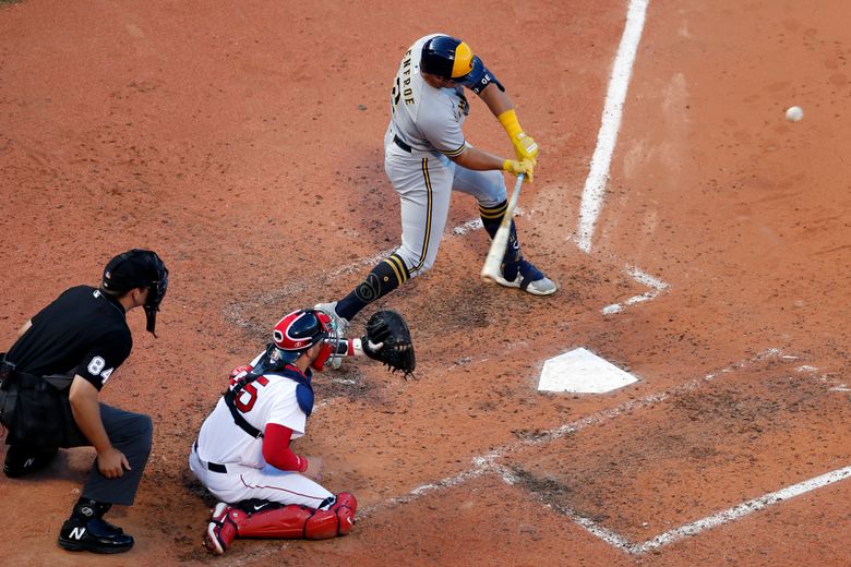 Ex-Red Sox OF Renfroe hits 2-run HR, Brewers top Boston 9-4