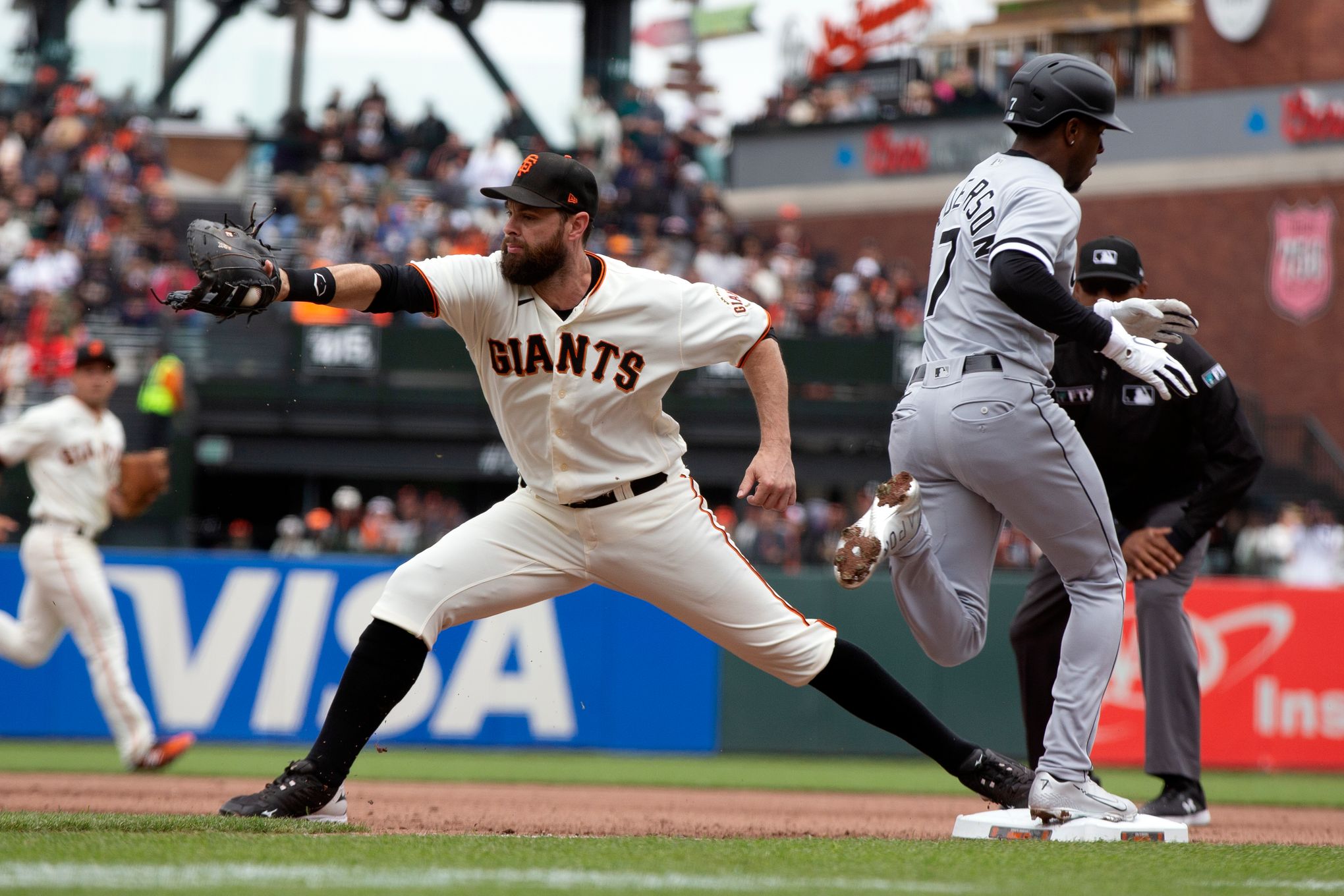 Vaughn scores on fielding error, 07/12/2022