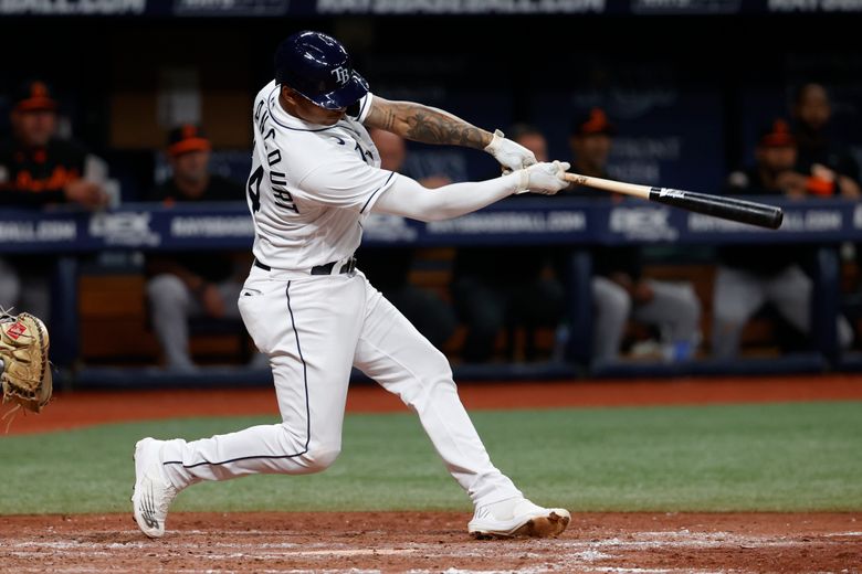 Orioles' win streak ends at 10; Bethancourt, Rays rally
