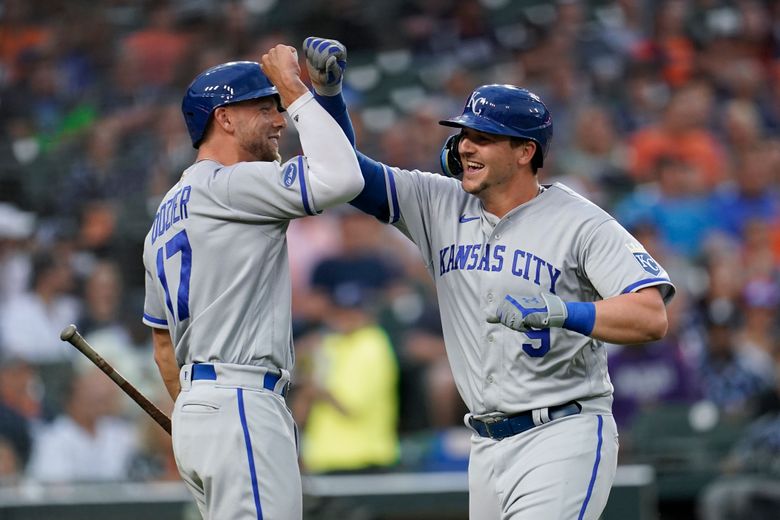 Which Tigers players have also played for the Royals? MLB