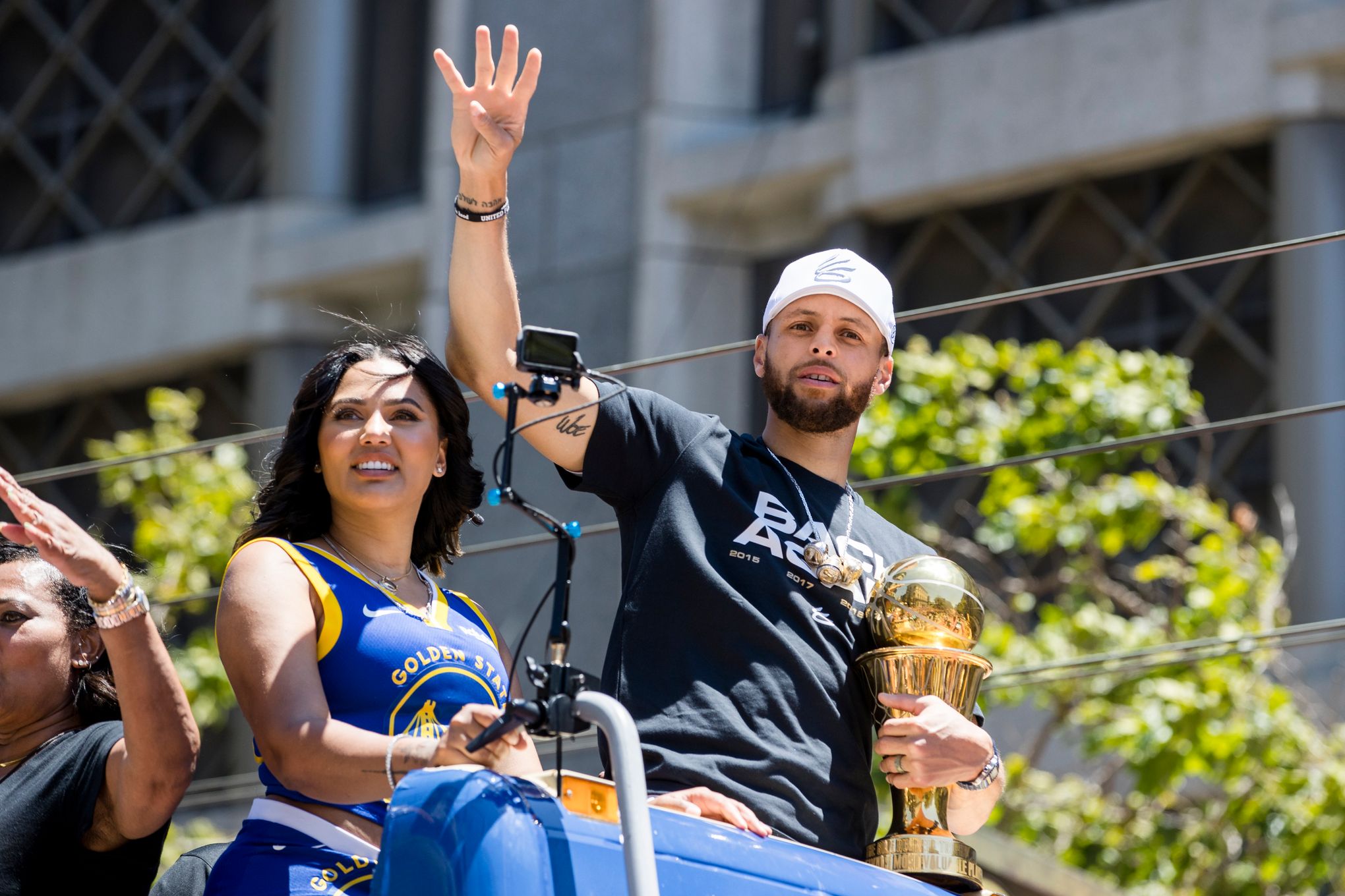 Steph Curry steps out of comfort zone as host of The ESPYS | The Seattle  Times