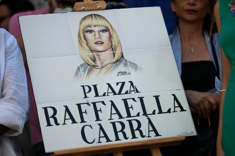 Italian singer Raffaella Carrà honored with square in Madrid