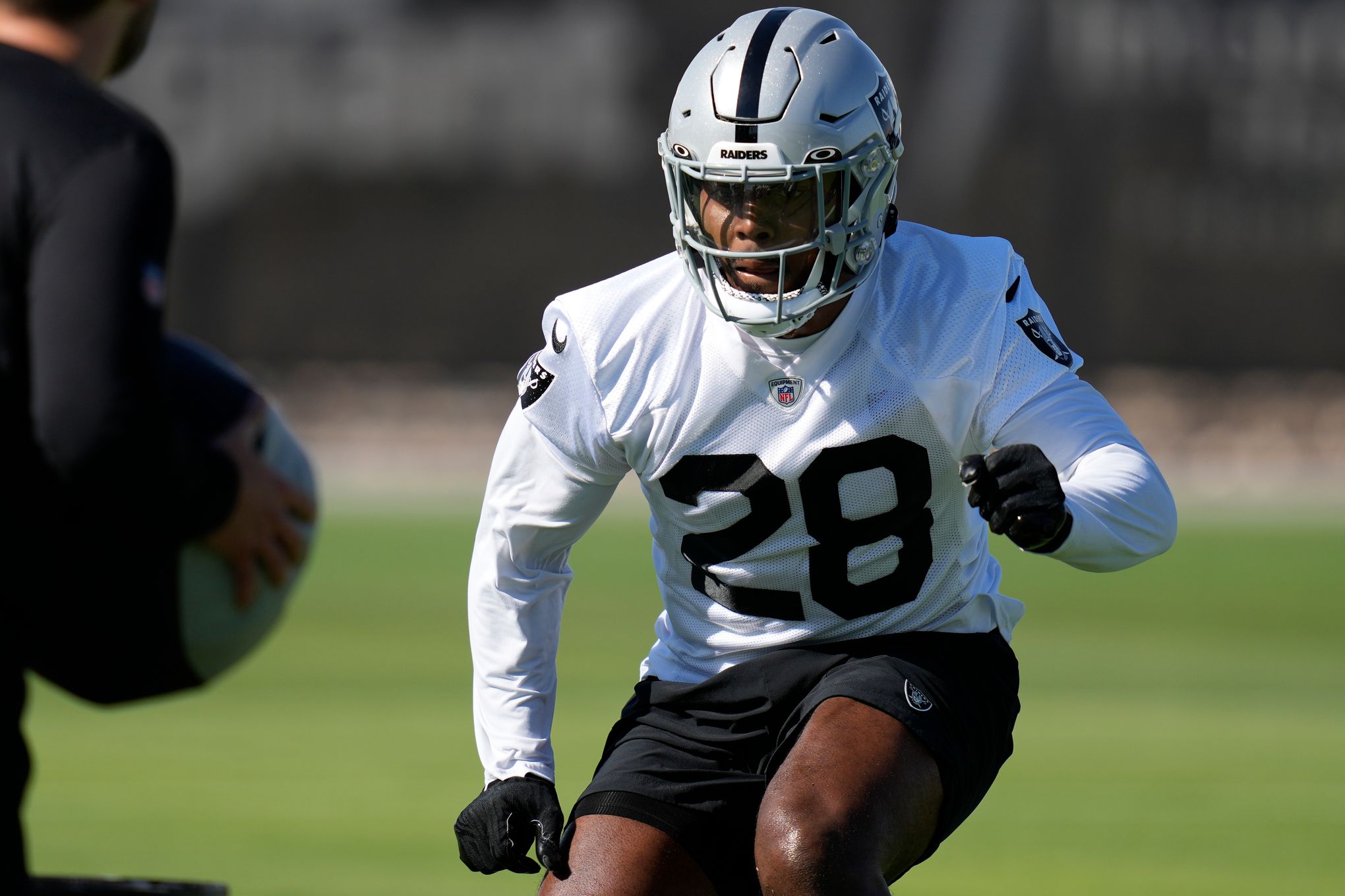 Jacobs looks to open talks with Raiders