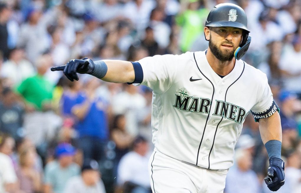The Yankees could add a slugger at the deadline in Mitch Haniger