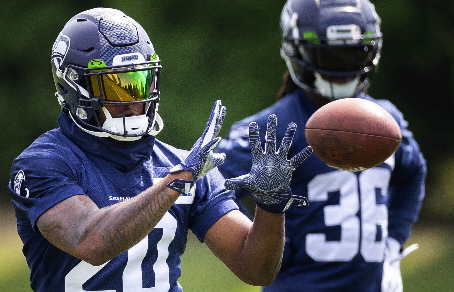 While Seahawks RB Rashaad Penny Nurses An Injury, Ken Walker III Should ...