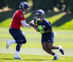 Pete Carroll intrigued by what J.J. Arcega-Whiteside brings to Seahawks:  'This guy brings something unique' 