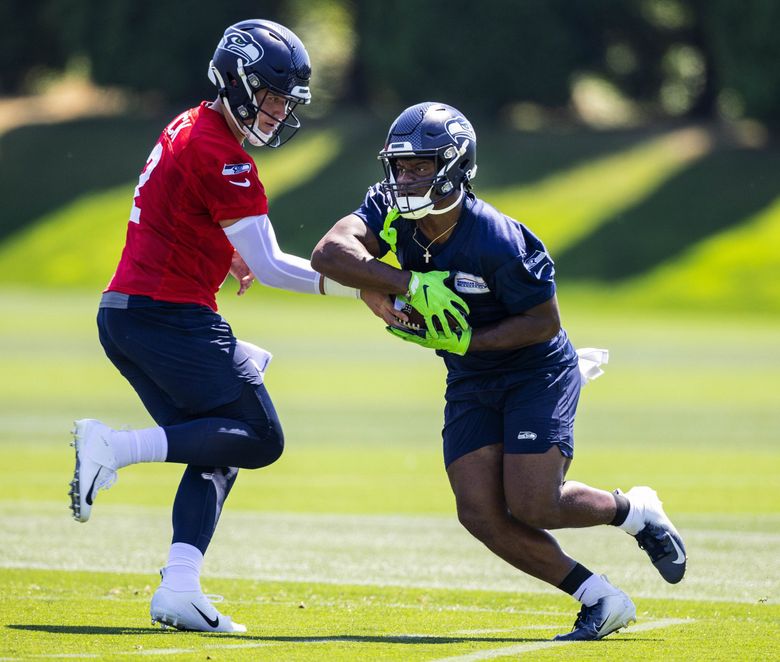 What Ken Walker III pick means for Chris Carson, Seahawks