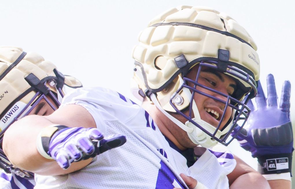 Projecting the UW Huskies' offensive depth chart ahead of the season opener  against Kent State