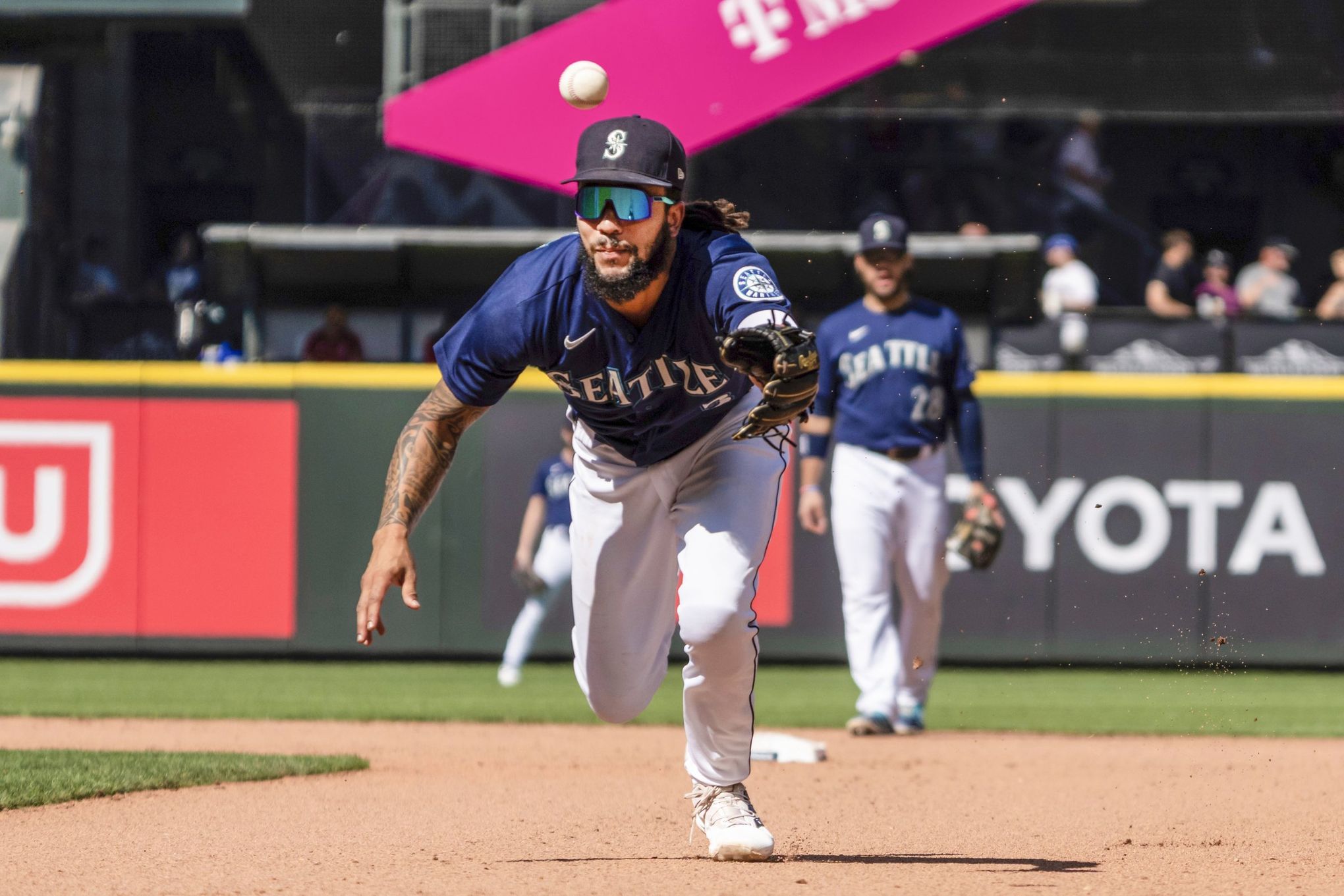 Mariners shortstop J.P. Crawford progressing quickly in his recovery from  an ankle sprain