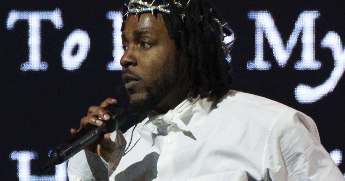 Kendrick Lamar with the Michael Jackson glove at OKC Concert, 2022